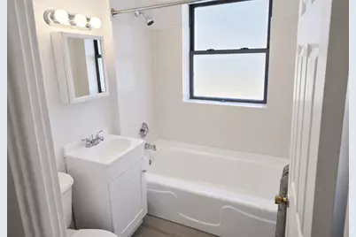 6700 S Merrill Avenue #2W, Chicago, IL 60649 - Photo 5