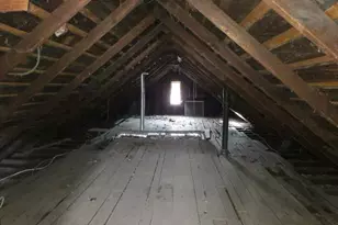 8422 S Baltimore Ave, Chicago, IL 60617 - Photo 5