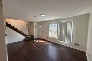 1945 Hancock Dr, Hoffman Estates, IL 60169 - Photo 3