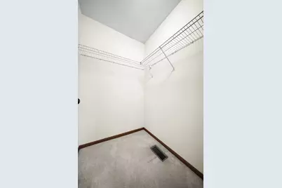 [Address not provided], Mundelein, IL 60060 - Photo 15