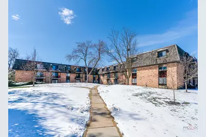 8 Oak Creek Drive #2802, Buffalo Grove, IL 60089 - Photo 1