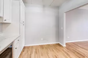 410 W Mahogany Ct, Palatine, IL 60067 - Photo 11