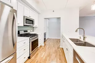 410 W Mahogany Ct, Palatine, IL 60067 - Photo 9