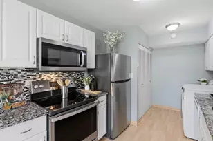 1694 Valley Forge Ct, Wheaton, IL 60189 - Photo 13