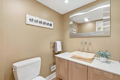 950 W Berwyn Avenue #9, Chicago, IL 60640 - Photo 19