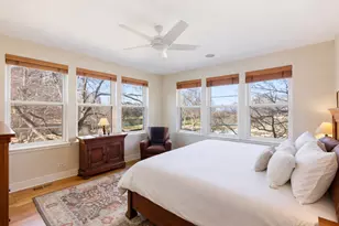 950 W Berwyn Ave, Chicago, IL 60640 - Photo 11