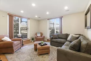 950 W Berwyn Ave, Chicago, IL 60640 - Photo 17