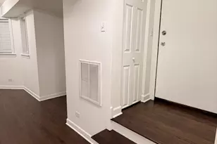 2533 W Berwyn St, Chicago, IL 60625 - Photo 5