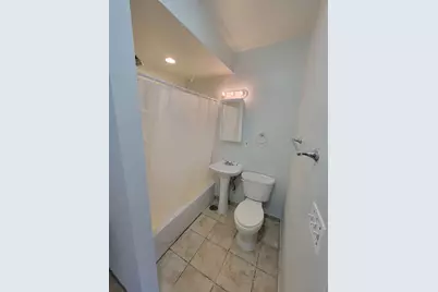 1340 W 18th Place #1C, Chicago, IL 60608 - Photo 9