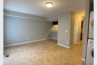 623 Robin Court, Grayslake, IL 60030 - Photo 7