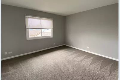 623 Robin Court, Grayslake, IL 60030 - Photo 9