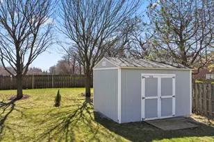 12205 Oakcrest Dr, Huntley, IL 60142 - Photo 41