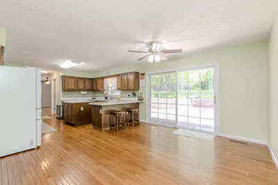 8908 E 1400 North Road, Bloomington, IL 61705 - Photo 11