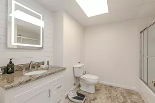 8908 E 1400 North Rd, Bloomington, IL 61705 - Photo 35