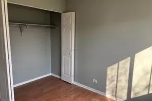 275 Kings Mill Ct, Schaumburg, IL 60193 - Photo 5