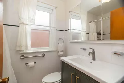 6552 N Troy Street, Chicago, IL 60645 - Photo 19