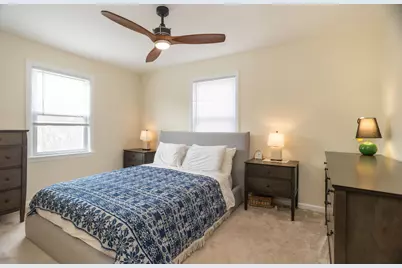 6552 N Troy Street, Chicago, IL 60645 - Photo 15