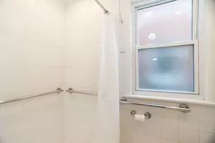 6552 N Troy St, Chicago, IL 60645 - Photo 11