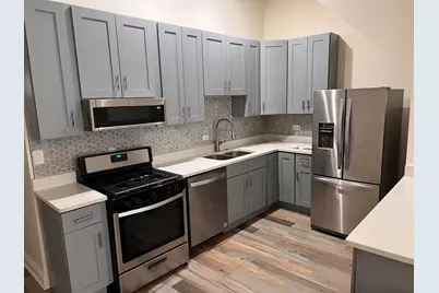 611 E 50th Place, Chicago, IL 60615 - Photo 3