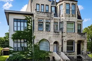 611 E 50th Pl, Chicago, IL 60615 - Photo 1