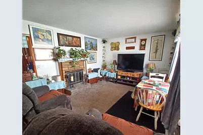 446 Dwight Street, Kewanee, IL 61443 - Photo 5