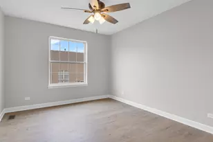 682 Silk Oak Ln, Crystal Lake, IL 60014 - Photo 15