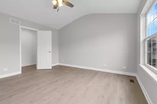 682 Silk Oak Ln, Crystal Lake, IL 60014 - Photo 13