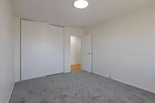 701 S Elmhurst Rd, Des Plaines, IL 60016 - Photo 13