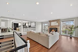 3909 Forest Ave, Downers Grove, IL 60515 - Photo 23