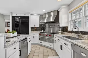 3909 Forest Ave, Downers Grove, IL 60515 - Photo 9