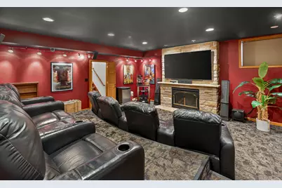 3909 Forest Avenue, Downers Grove, IL 60515 - Photo 51