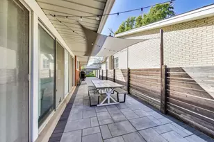 5200 Wright Terrace, Skokie, IL 60077 - Photo 27