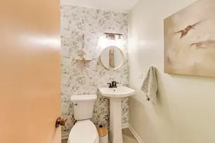 5200 Wright Terrace, Skokie, IL 60077 - Photo 11