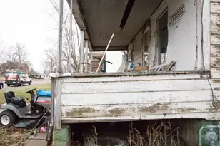 107 E Larue St, Streator, IL 61364 - Photo 7