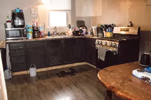 107 E Larue St, Streator, IL 61364 - Photo 9