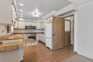 1200 N May St, Joliet, IL 60435 - Photo 17