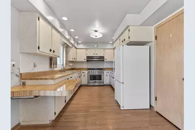 1200 N May Street, Joliet, IL 60435 - Photo 19