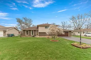 19727 Greenview Ave, Mokena, IL 60448 - Photo 1