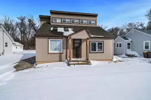 7637 Rogers St, Machesney Park, IL 61115 - Photo 1