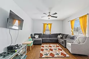 308 S 8th St, Dekalb, IL 60115 - Photo 3