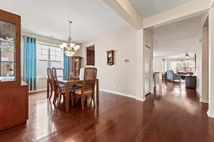 925 Prescott Ln, Pingree Grove, IL 60140 - Photo 5