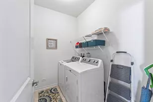 925 Prescott Ln, Pingree Grove, IL 60140 - Photo 35