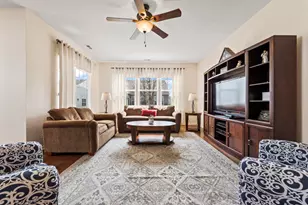 925 Prescott Ln, Pingree Grove, IL 60140 - Photo 21