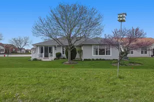12303 W Fox Run Ct, Huntley, IL 60142 - Photo 27