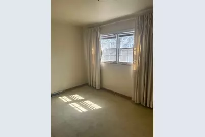 108 E Burlington Street #B, Riverside, IL 60546 - Photo 11