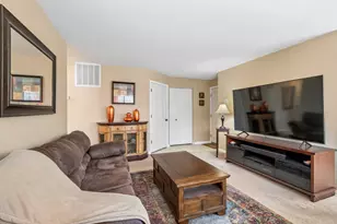 [Address not provided], Round Lake Beach, IL 60073 - Photo 13