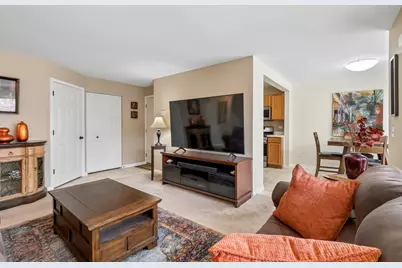 [Address not provided], Round Lake Beach, IL 60073 - Photo 13