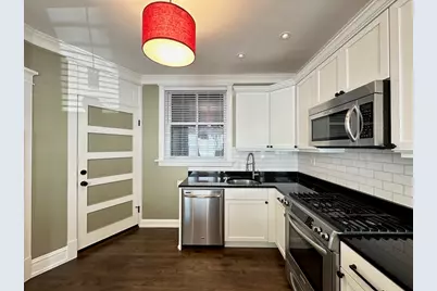 1938 W Berenice Avenue #1, Chicago, IL 60613 - Photo 5