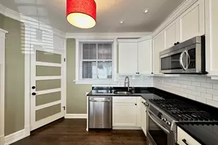 1938 W Berenice Ave, Chicago, IL 60613 - Photo 5