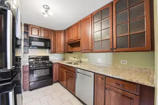 1110 Sausalito Ct, Bartlett, IL 60103 - Photo 7